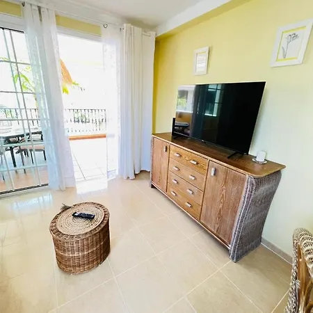 Laderas Del Palmar Luxury Apartment